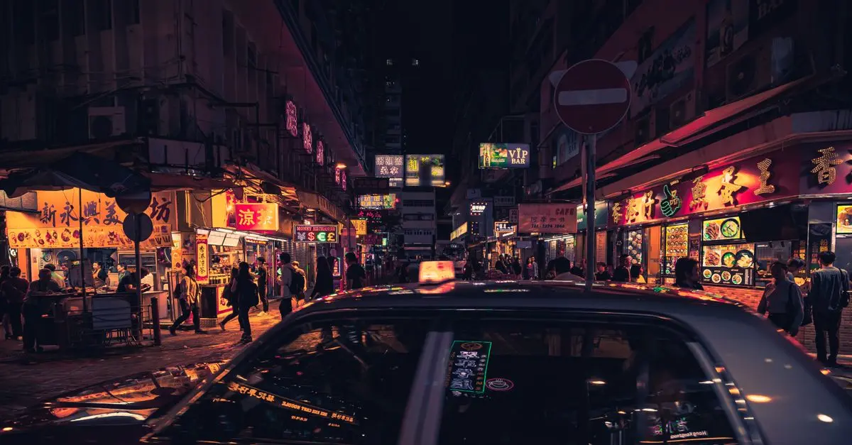 Exploration des Marchés Nocturnes d’Asie